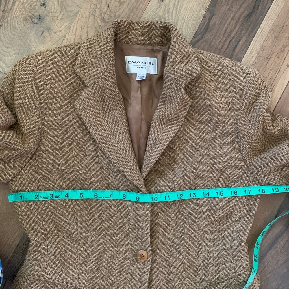 Emanuel Ungaro Vintage Designer Tan Wool Blazer Petite Size 4 - Picture 13 of 13